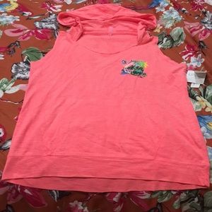 Sleeveless hooded t shirt